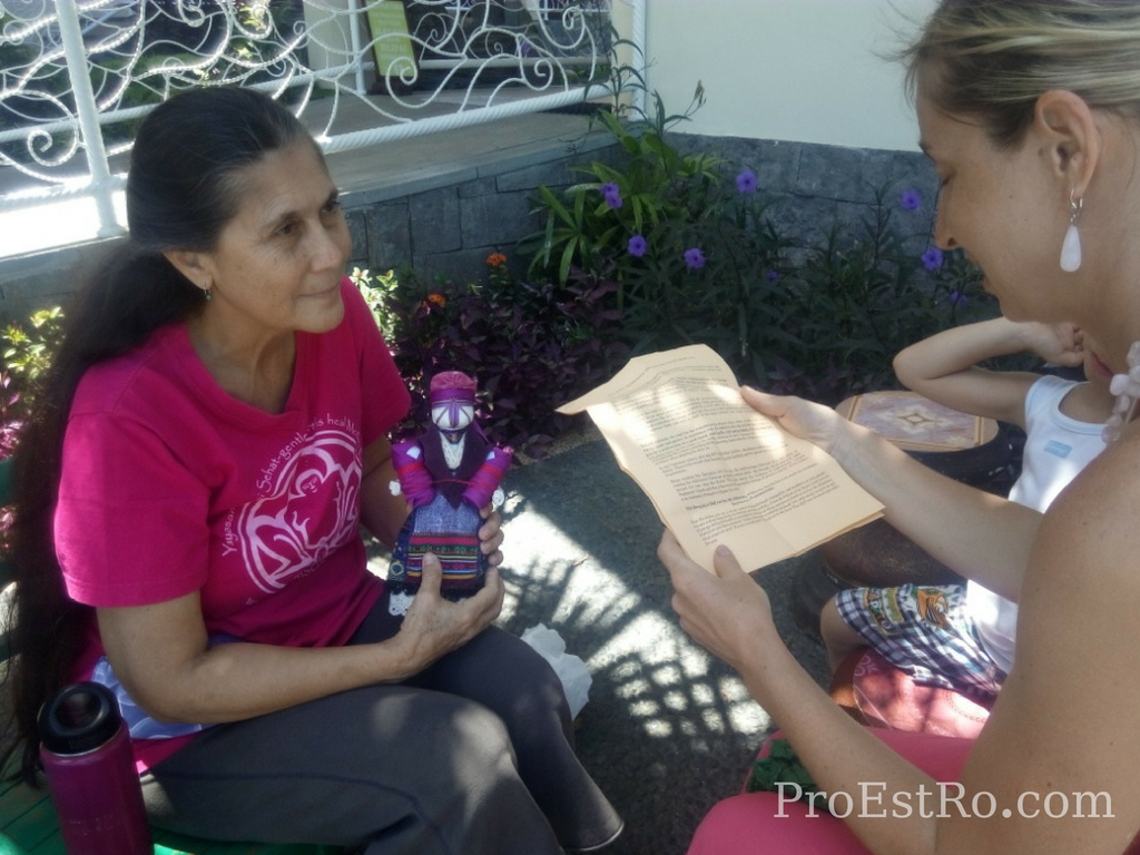 Svetlana reads about the rag Doll to Ibu Robin