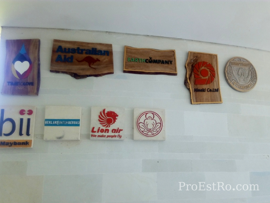 The wall of honourable sponsors